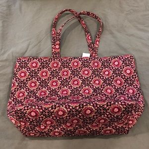 Very Bradley Iconic Tote